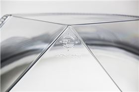 鉆石采光器四面設計的緣由